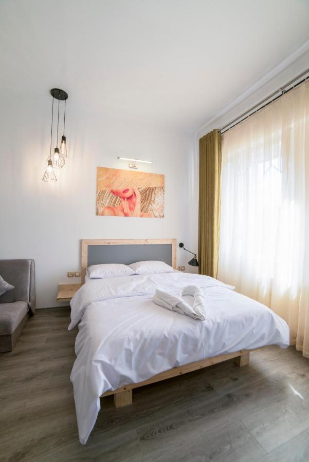 Maria Boutique Suits Budapest Ngoại thất bức ảnh