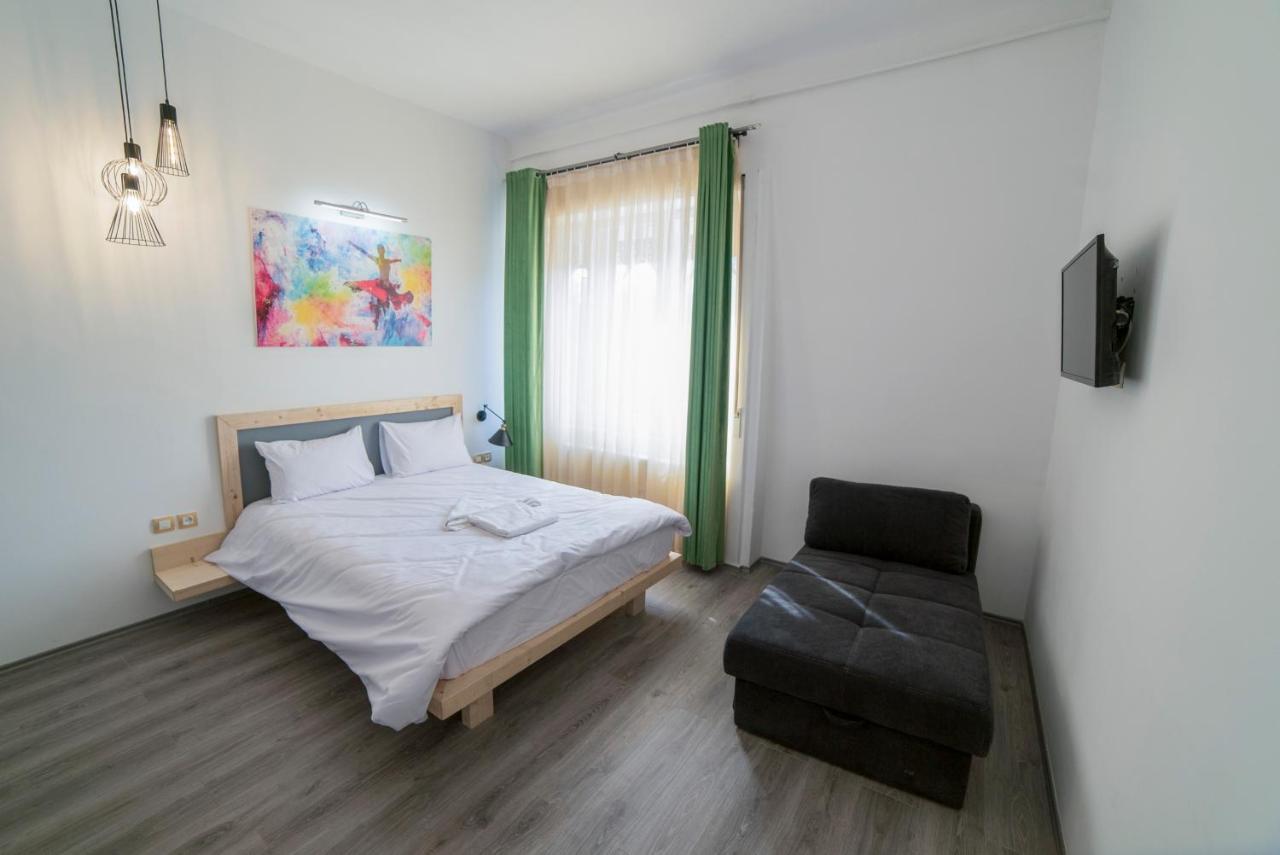 Maria Boutique Suits Budapest Ngoại thất bức ảnh